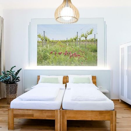 Vino Verde Poysdorf Ngoại thất bức ảnh